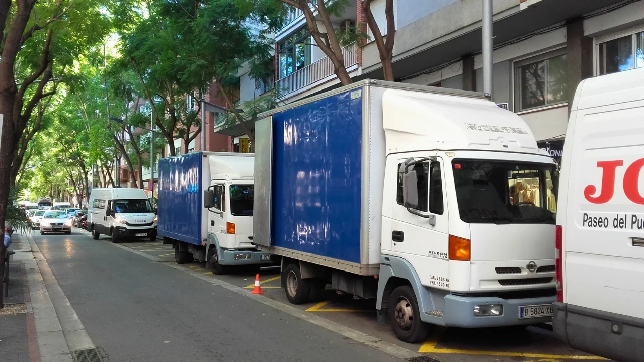 Mudanzas de oficinas en Barcelona con reserva de espacio